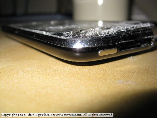 iPhone 4 与 iPhone 3G尸体赏析,看看苹果电话有多么容易被毁灭!! /wp-content/uploads/2010/11/iphonebody04.jpg